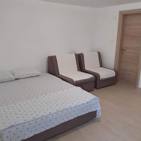 Apartmani Roki Τίβατ Εξωτερικό φωτογραφία